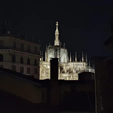 View Luxury Duomo Apartment Milan Exterior photo